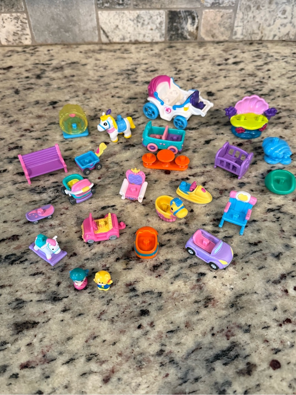 23 Piece Squinkies Lot